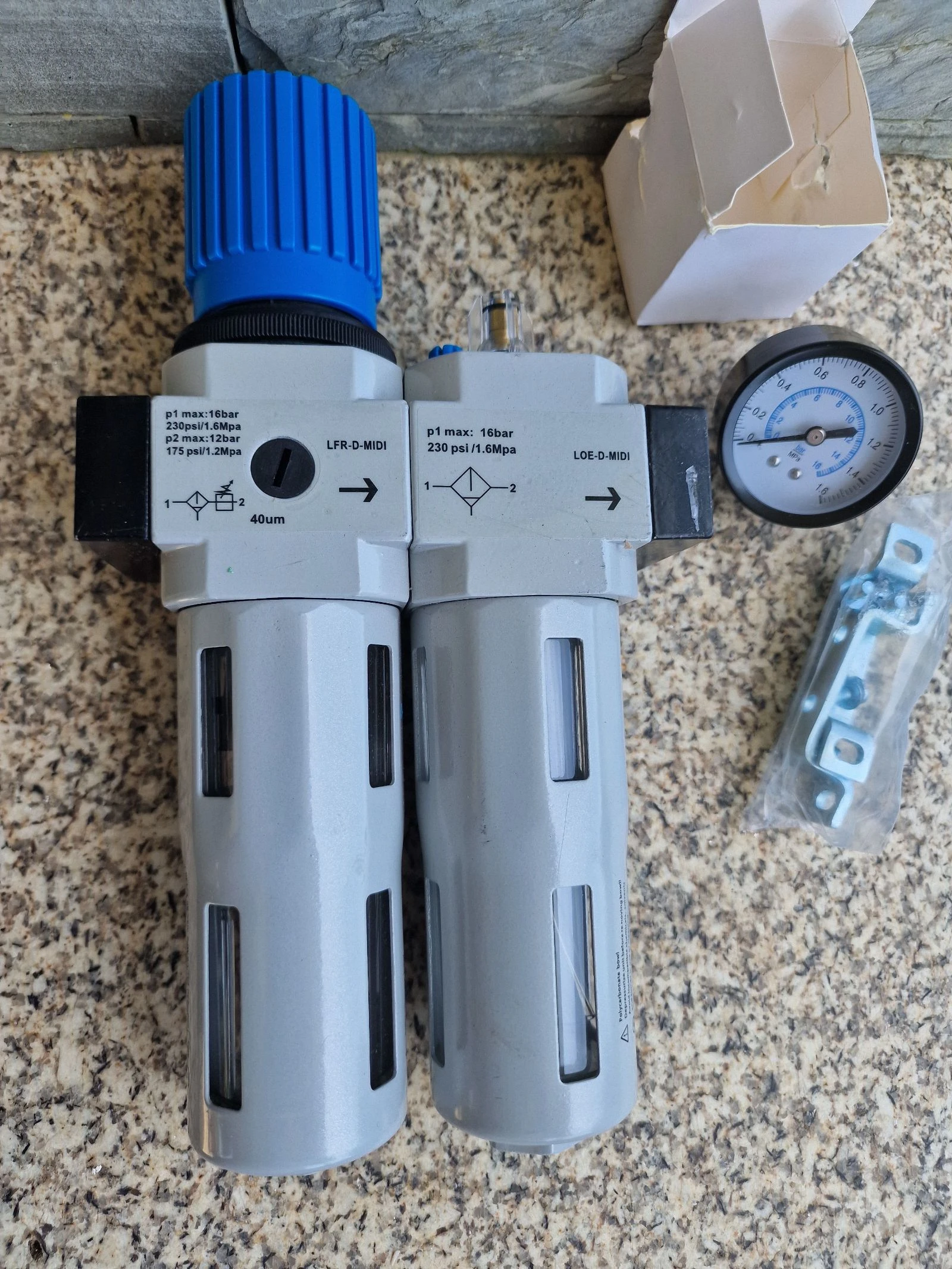 conjunto de preparação de ar comprimido (unidade FRL ou combinação de serviço)